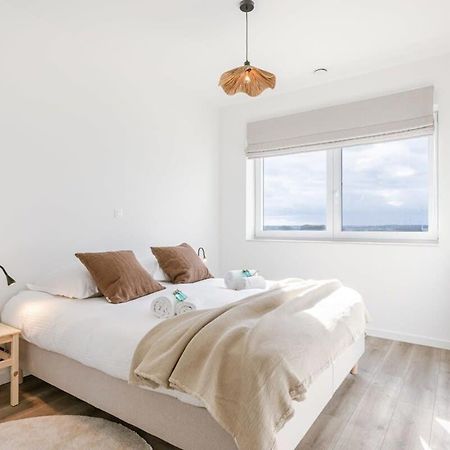 Huswell - Lovely New Apartment At The Harbor + Parking ブルージュ エクステリア 写真