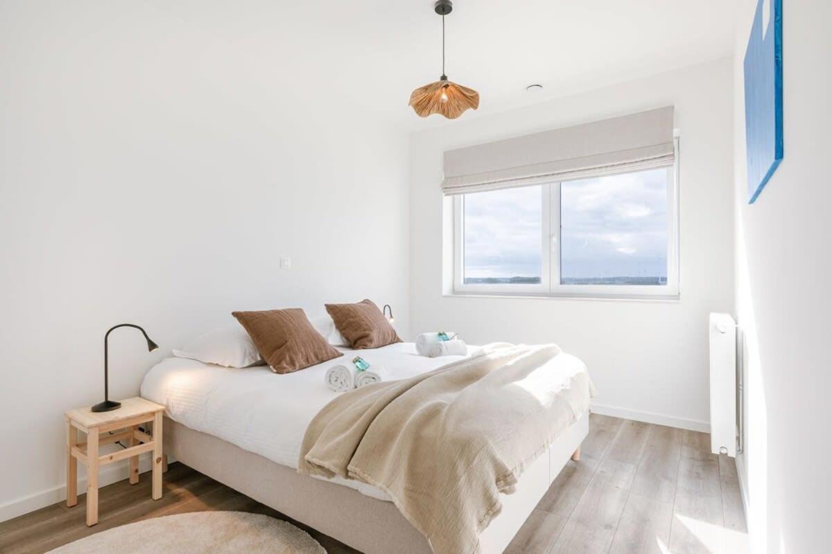Huswell - Lovely New Apartment At The Harbor + Parking ブルージュ エクステリア 写真