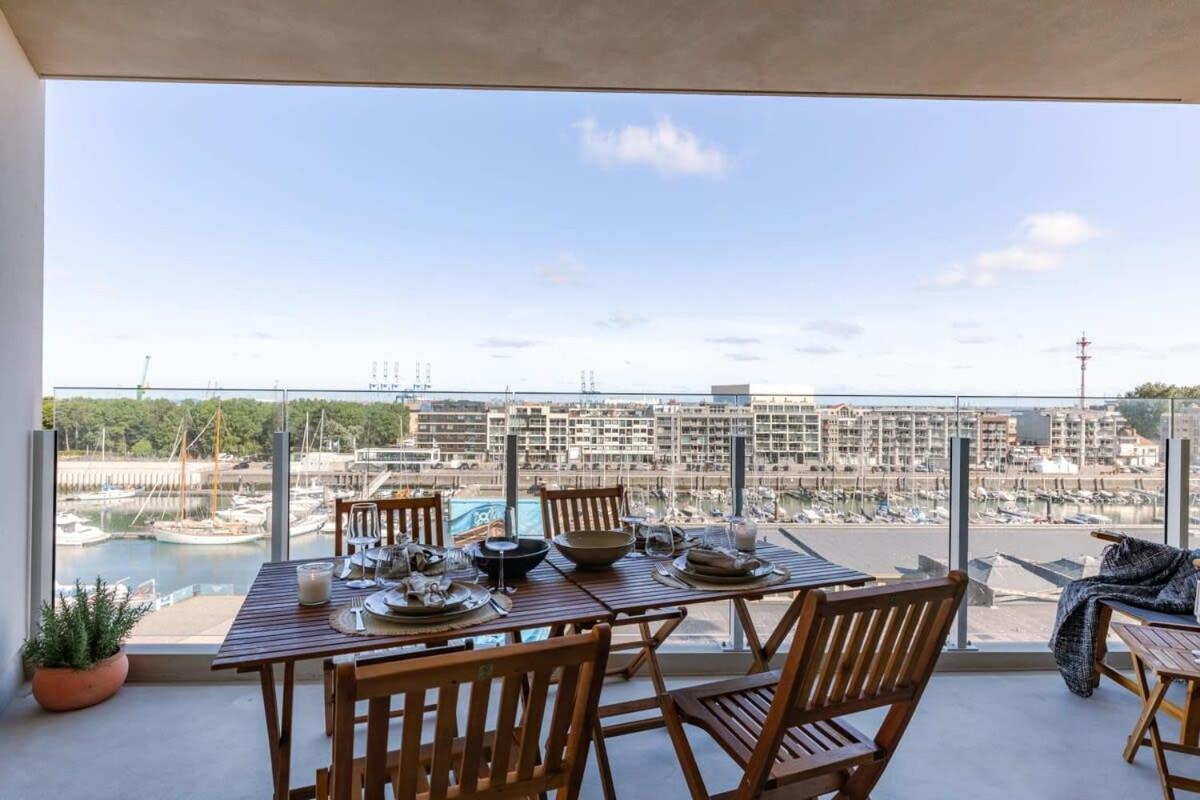 Huswell - Lovely New Apartment At The Harbor + Parking ブルージュ エクステリア 写真
