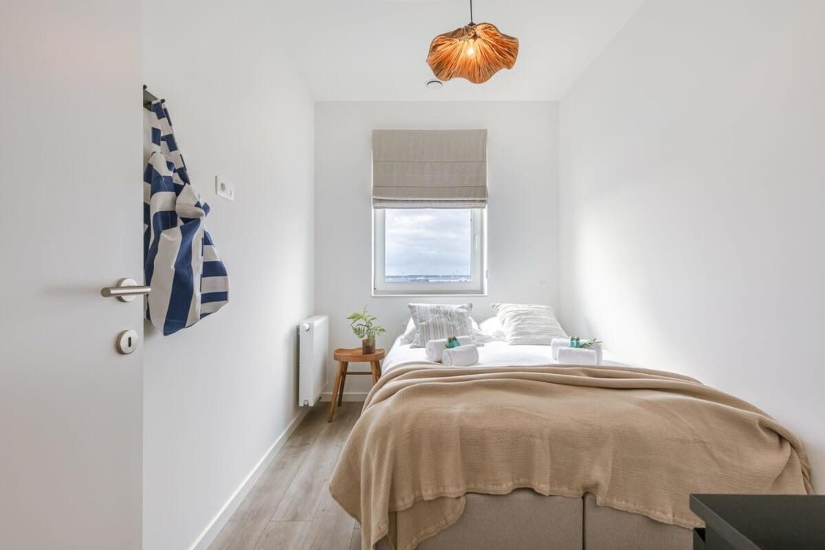 Huswell - Lovely New Apartment At The Harbor + Parking ブルージュ エクステリア 写真