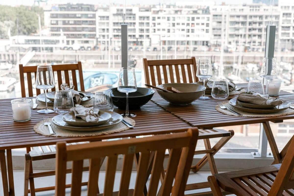 Huswell - Lovely New Apartment At The Harbor + Parking ブルージュ エクステリア 写真