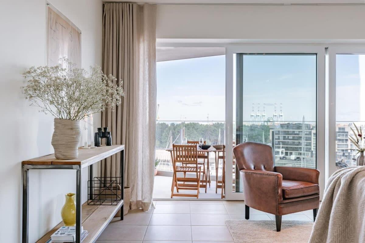 Huswell - Lovely New Apartment At The Harbor + Parking ブルージュ エクステリア 写真