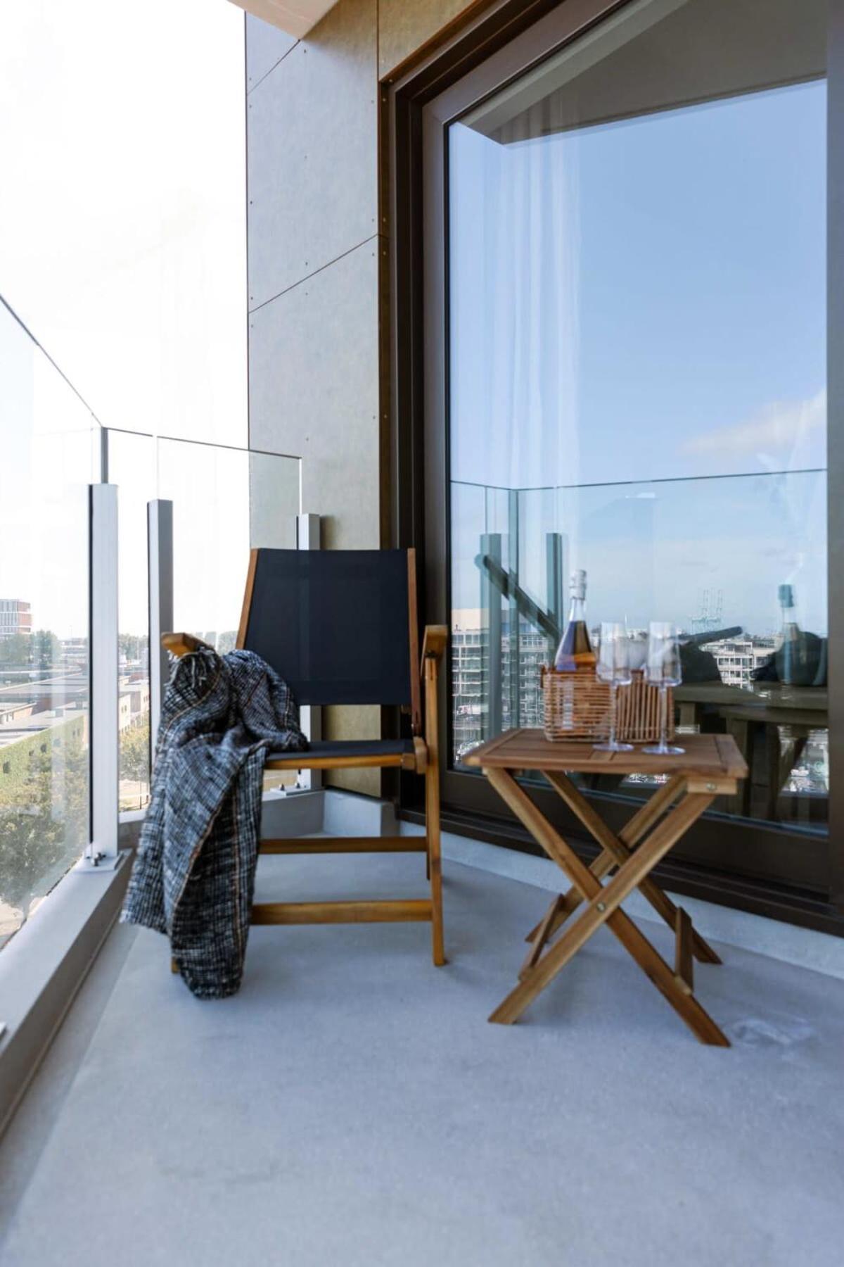 Huswell - Lovely New Apartment At The Harbor + Parking ブルージュ エクステリア 写真